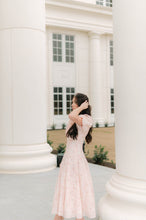 Load image into Gallery viewer, Linnea Midi Dress
