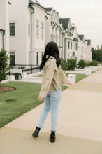 Load image into Gallery viewer, Freesia Jacket
